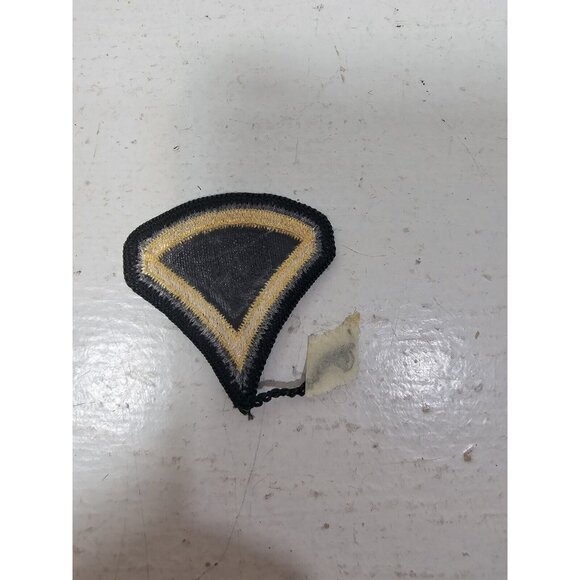 Collectible Military US Army Private First Class E3 Rank Insignia Chevron 2" - Picture 4 of 4
